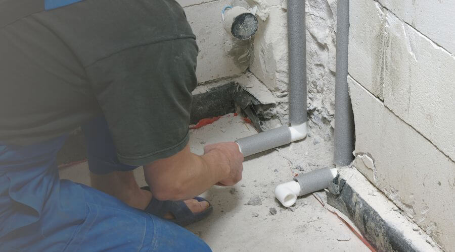 Expert burst pipe repair services in Newburg, WV